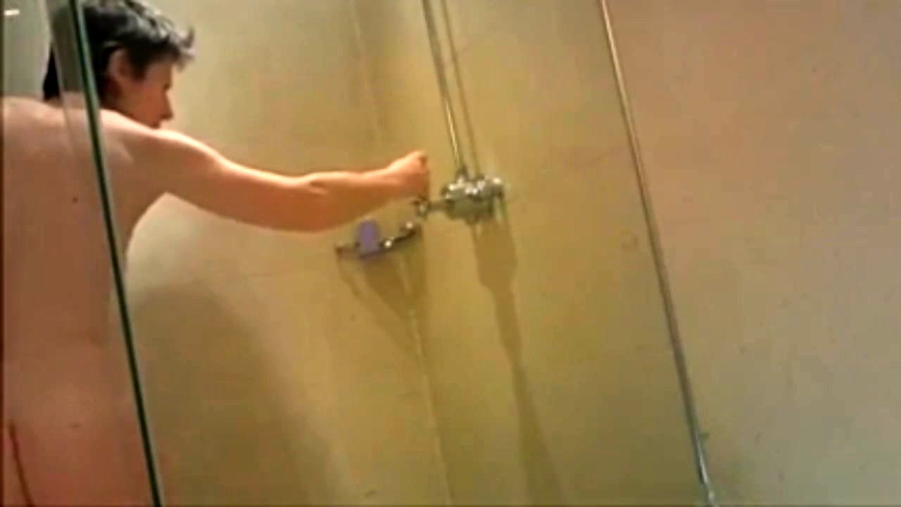 Free Mobile Porn Videos - Spying On Shower My 50 Year Old Stepmother - 6078619